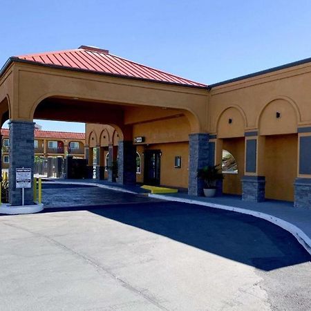 Quality Inn Redding Near I-5 Ngoại thất bức ảnh