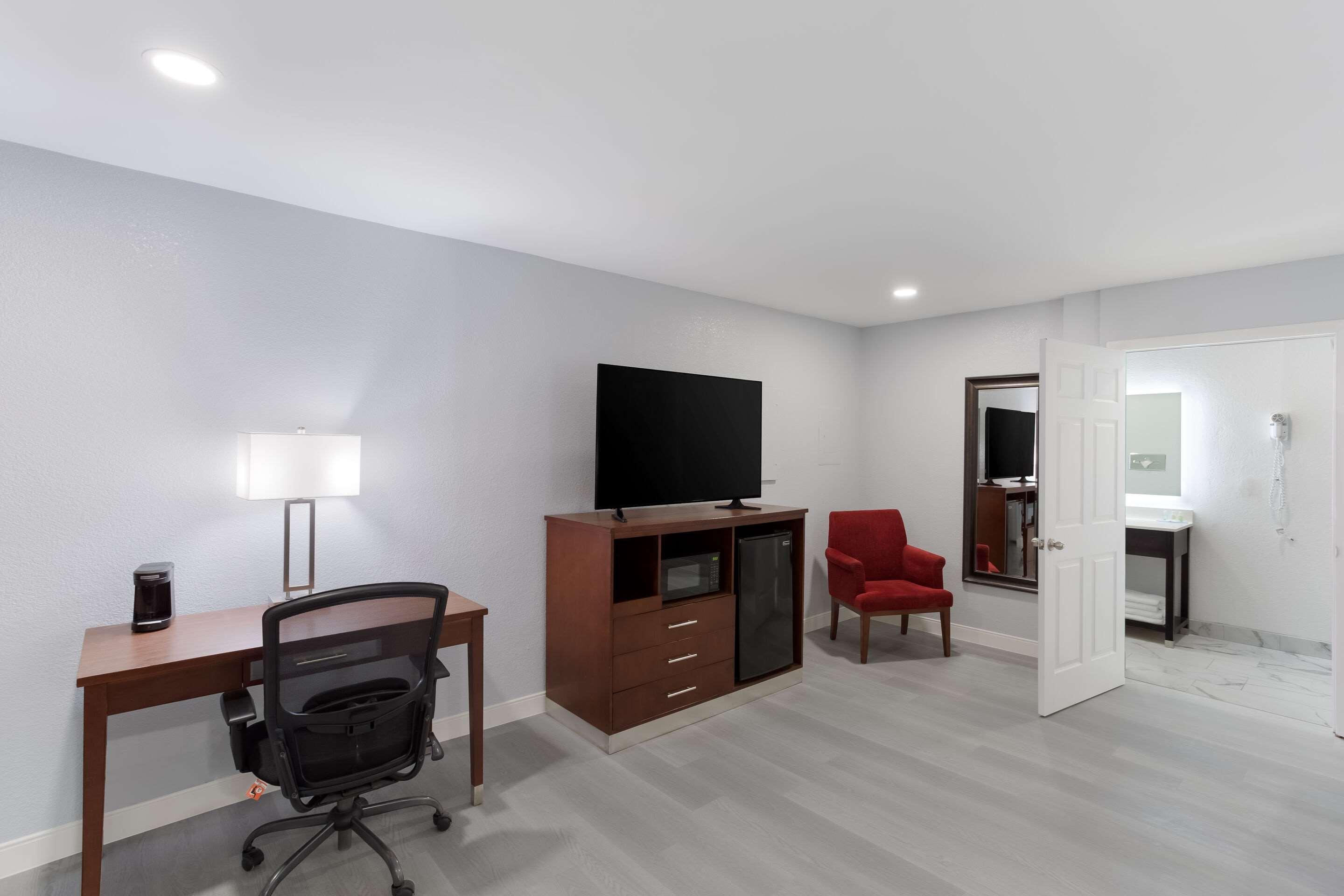 Quality Inn Redding Near I-5 Ngoại thất bức ảnh