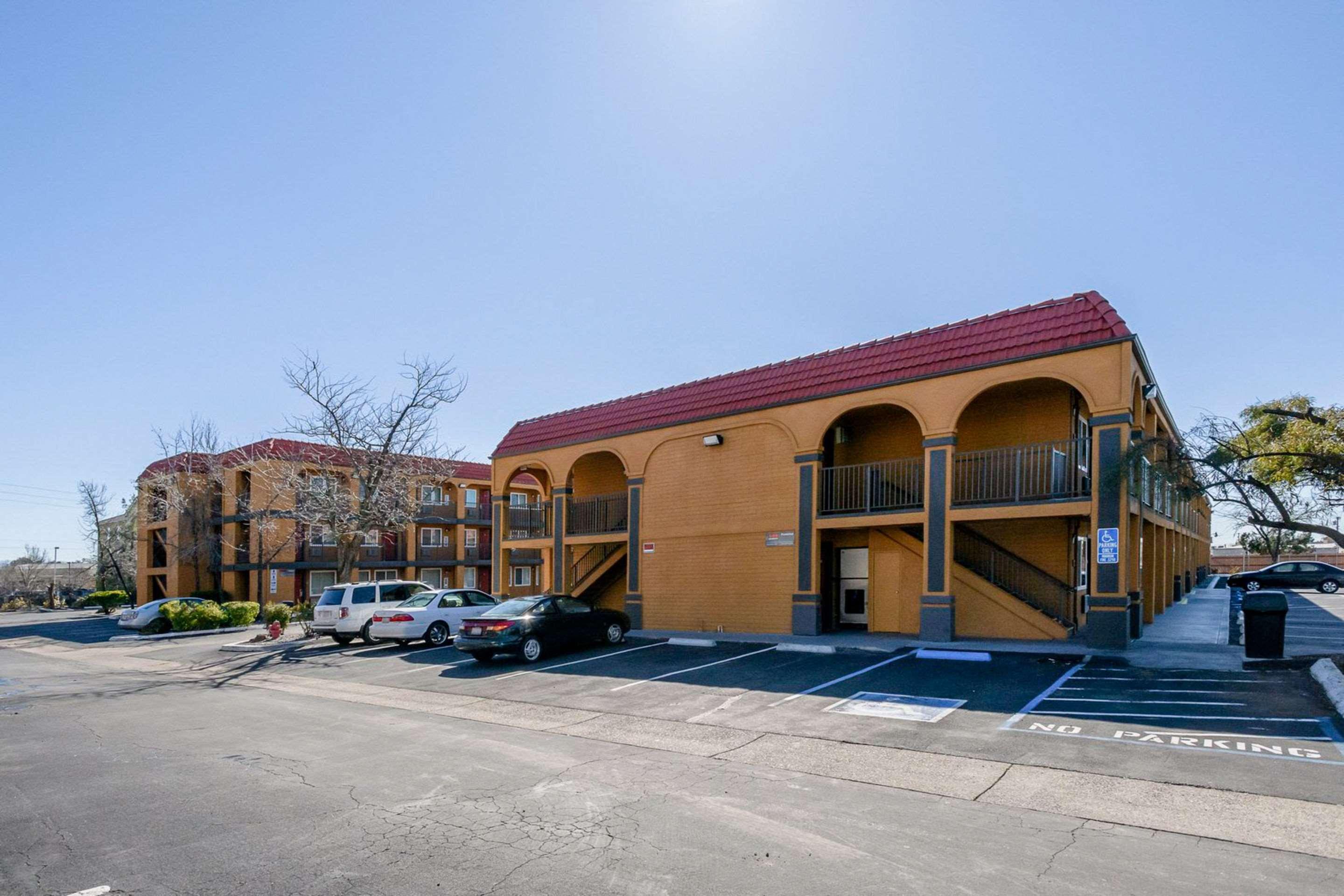 Quality Inn Redding Near I-5 Ngoại thất bức ảnh