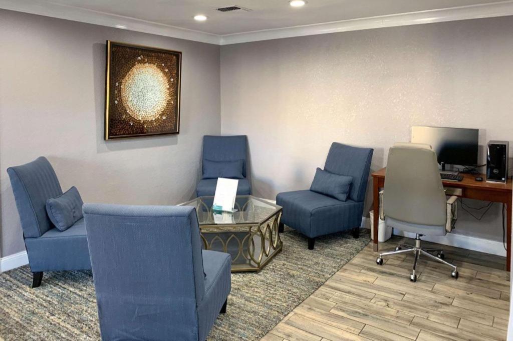 Quality Inn Redding Near I-5 Ngoại thất bức ảnh