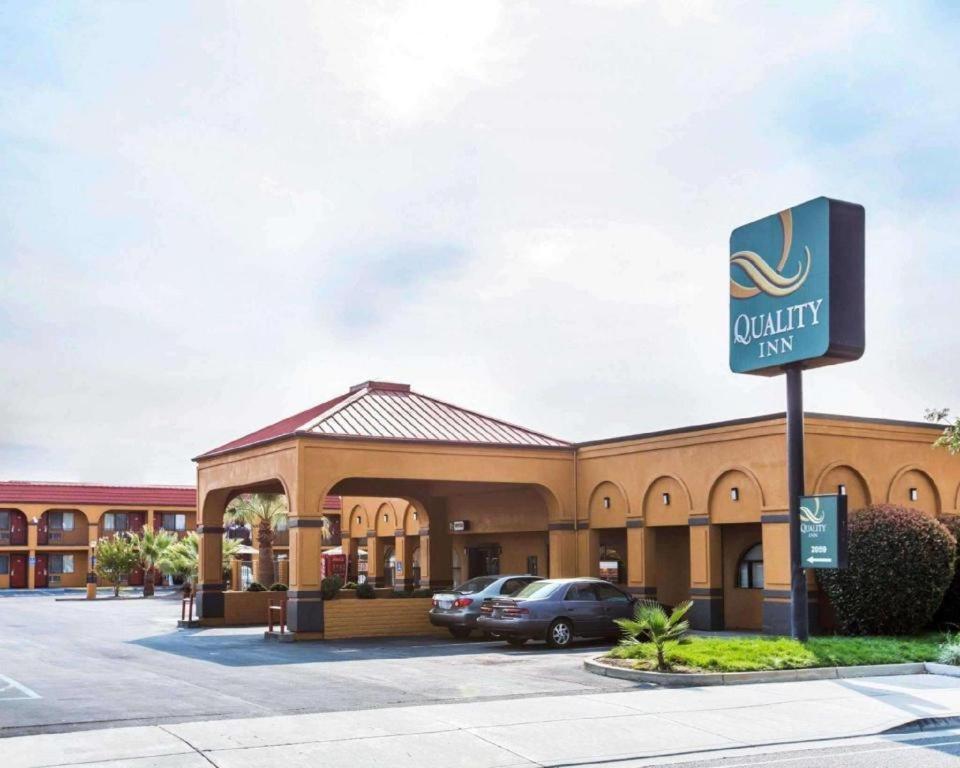 Quality Inn Redding Near I-5 Ngoại thất bức ảnh
